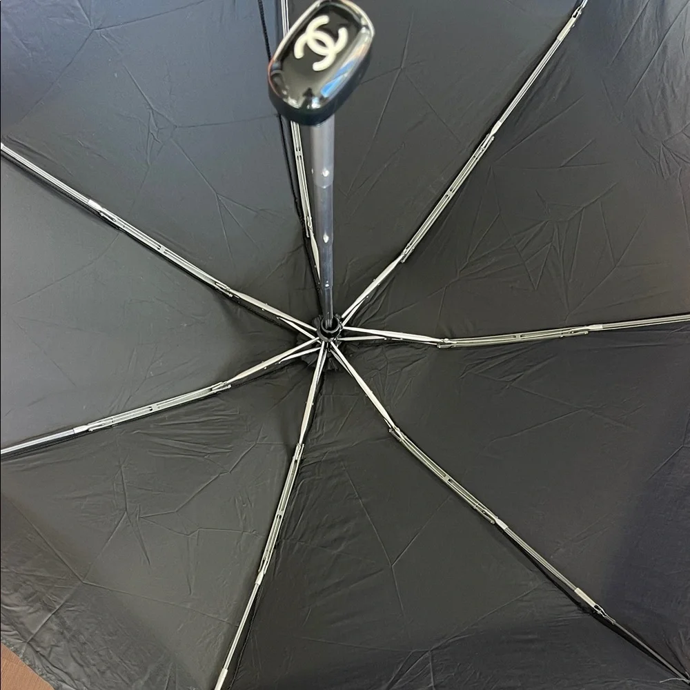 Chanel Black Umbrella Collectible piece - Picture 4 of 13